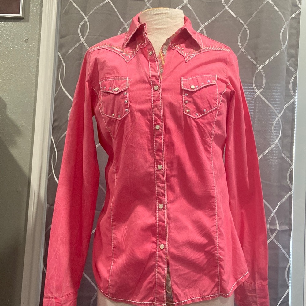 Nice Adiktd women western top size M
